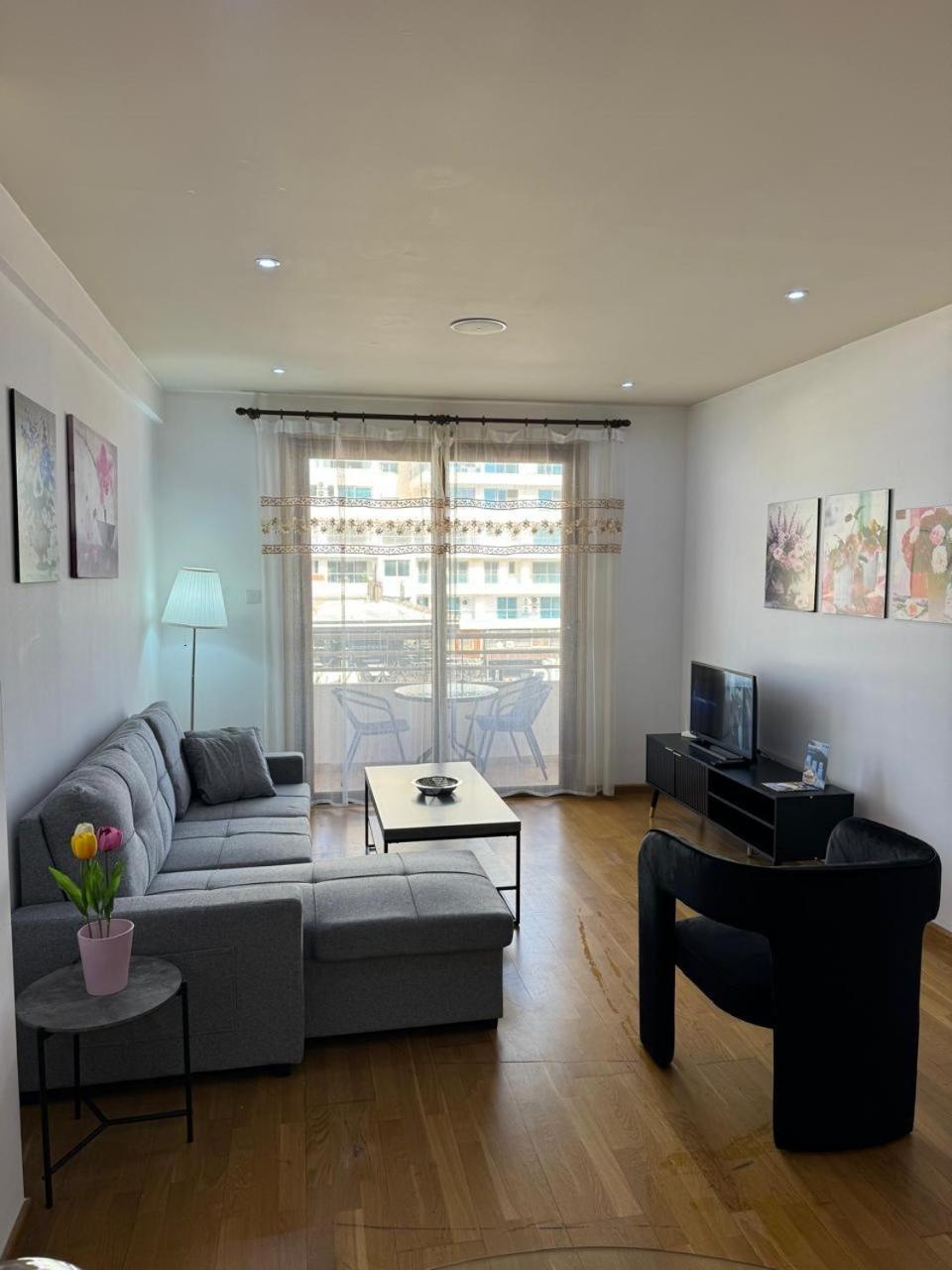 לרנקה Ithaki Phinikoudes Apartment No. 205 מראה חיצוני תמונה