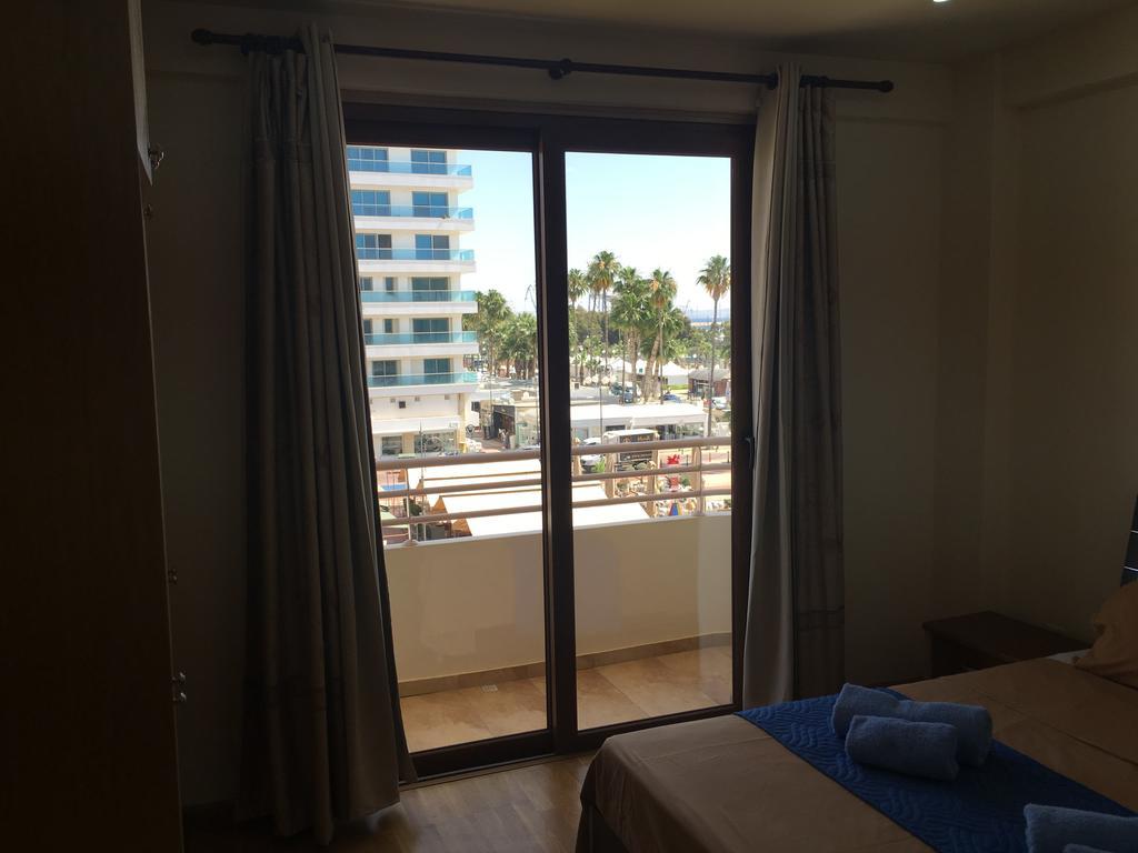 לרנקה Ithaki Phinikoudes Apartment No. 205 מראה חיצוני תמונה