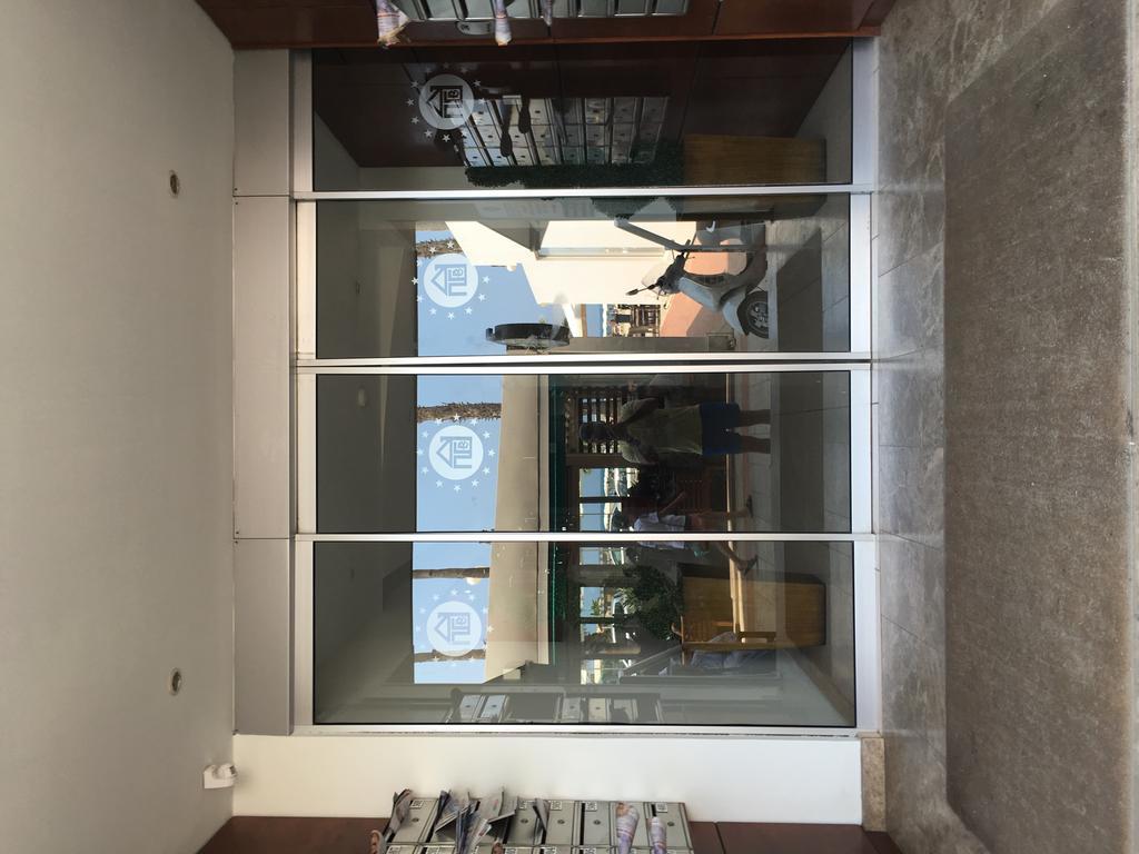 לרנקה Ithaki Phinikoudes Apartment No. 205 מראה חיצוני תמונה