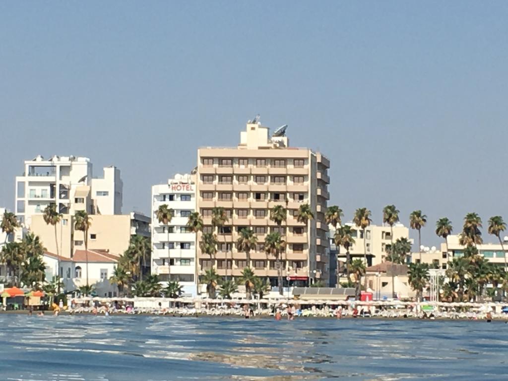 לרנקה Ithaki Phinikoudes Apartment No. 205 מראה חיצוני תמונה