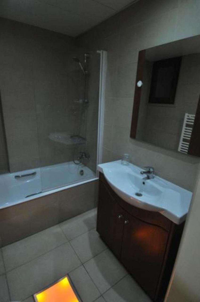 לרנקה Ithaki Phinikoudes Apartment No. 205 מראה חיצוני תמונה